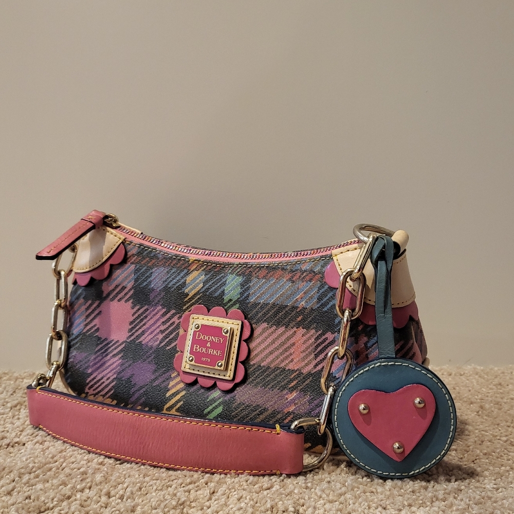Dooney & Bourke purse